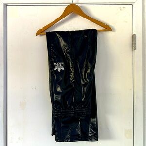 Adidas Chile 62 Black Track Pants | Size: L | CLR: Black on Black